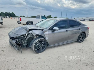 TOYOTA CAMRY XSE
