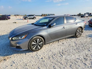 NISSAN ALTIMA SV