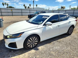 NISSAN ALTIMA SV