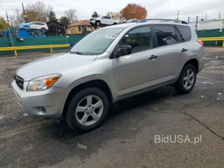 TOYOTA RAV4 BASE