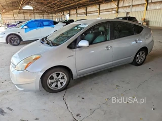 TOYOTA PRIUS BASE