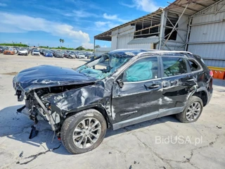 JEEP CHEROKEE LATITUDE PLUS