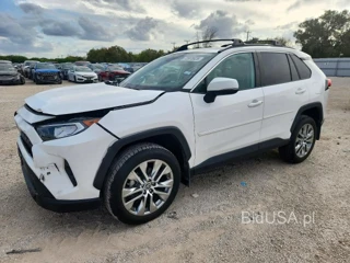 TOYOTA RAV4 XLE PREMIUM