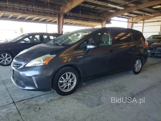 TOYOTA PRIUS V THREE