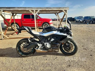 CF MOTO 675SS