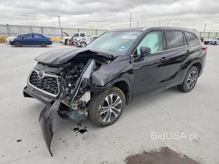 TOYOTA HIGHLANDER XLE