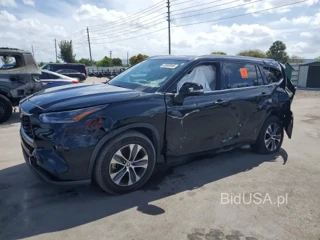 TOYOTA HIGHLANDER XLE