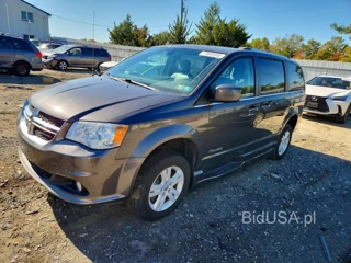 DODGE GRAND CARAVAN SXT