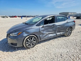 NISSAN VERSA SV