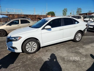 VOLKSWAGEN JETTA S