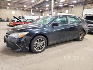 TOYOTA CAMRY SE