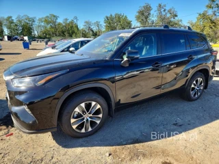 TOYOTA HIGHLANDER XLE