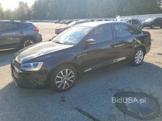 VOLKSWAGEN JETTA SE