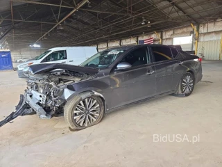 NISSAN ALTIMA SV