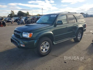 TOYOTA 4RUNNER SR5
