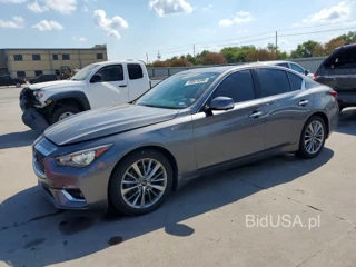 INFINITI Q50 LUXE