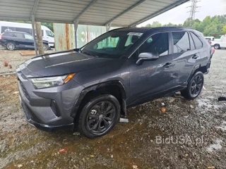 TOYOTA RAV4 SE