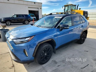 TOYOTA RAV4 XSE