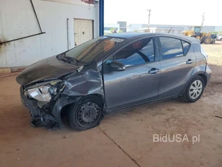TOYOTA PRIUS C TWO