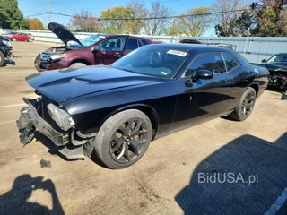 DODGE CHALLENGER SXT PLUS