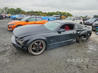 FORD MUSTANG GT