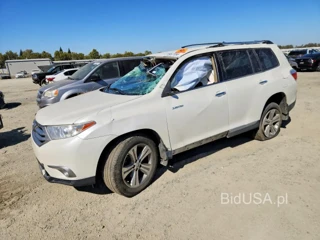 TOYOTA HIGHLANDER LIMITED