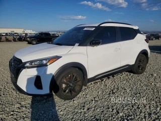 NISSAN KICKS SR