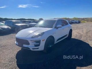 PORSCHE MACAN GTS