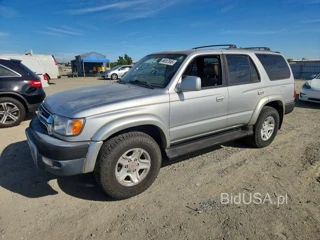 TOYOTA 4RUNNER SR5