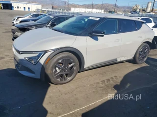 KIA EV6 LIGHT LONG RANGE