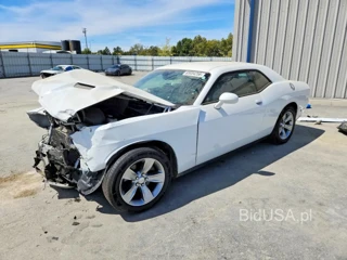 DODGE CHALLENGER SXT
