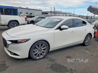 MAZDA 3 PREFERRED