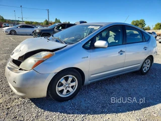 TOYOTA PRIUS BASE