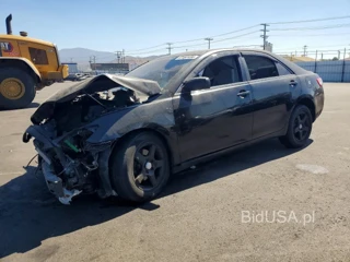 TOYOTA CAMRY BASE