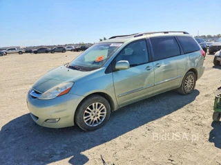 TOYOTA SIENNA XLE LIMITED