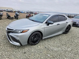 TOYOTA CAMRY XSE
