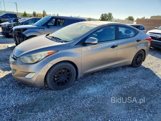 HYUNDAI ELANTRA LIMITED