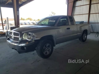 DODGE DAKOTA SLT