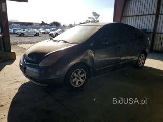 TOYOTA PRIUS BASE