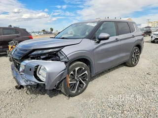 MITSUBISHI OUTLANDER SE