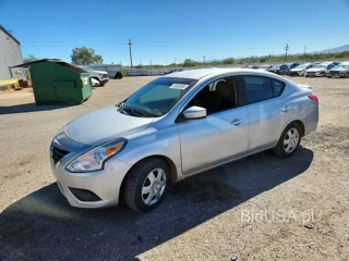 NISSAN VERSA SV