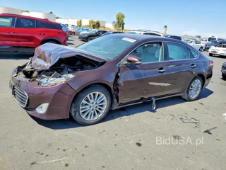 TOYOTA AVALON HYBRID LIMITED