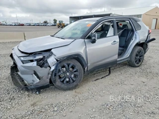 TOYOTA RAV4 XSE