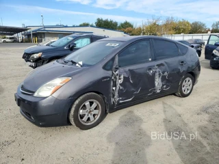 TOYOTA PRIUS BASE