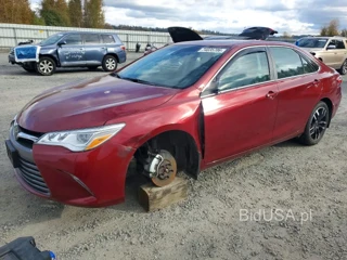 TOYOTA CAMRY XLE V6