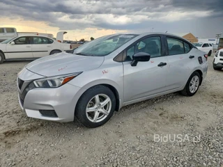 NISSAN VERSA S