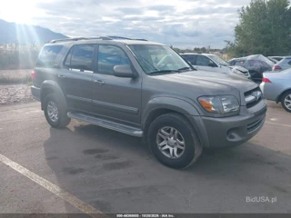 TOYOTA TOYOTA SEQUOIA SR5 V8
