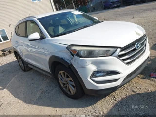 HYUNDAI HYUNDAI TUCSON SE