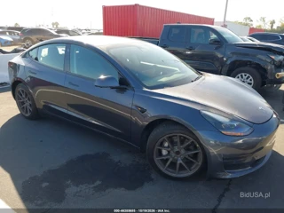 TESLA TESLA MODEL 3 STANDARD RANGE PLUS REAR-WHEEL DRIVE