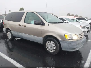 TOYOTA TOYOTA SIENNA CE